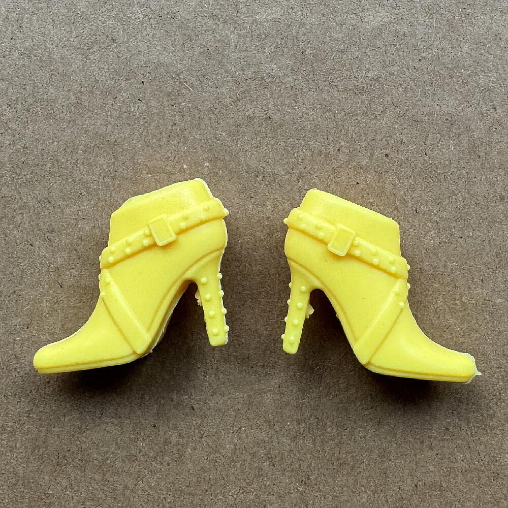 Scarpe da bambola Barbi in sca - Vintage Collectible Barbies recensione e prezzo
